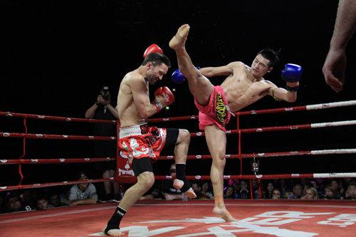 當(dāng)體育與娛樂 游戲爭奪用戶,搏擊 娛樂會是跨界解藥嗎