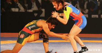 摔跤吧,爸爸 原型女孩轉(zhuǎn)戰(zhàn)格斗賽場,首秀取勝的她向全印度宣言 格斗吧,女孩