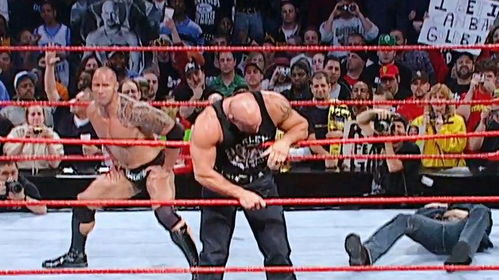 巨石強森彈簧森,戰神高柏賽后現身 wwe wwe美國職業摔角