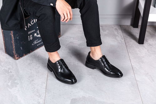黑人帥氣西裝搭皮鞋 清新瀟灑個(gè)性飛揚(yáng)的摔角魅力
