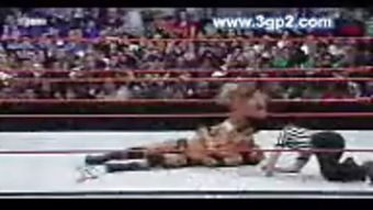 摔角——力量與表演的完美融合